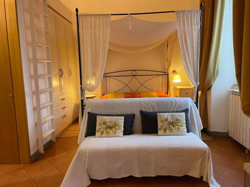 Foto Casa Vacanze Palazzo Primoli 1