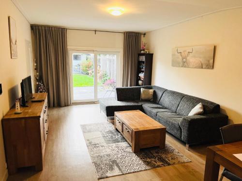 Fotografie z fotogalerie ubytování Rustig gelegen recreatiewoning in Zeeland v destinaci Bruinisse