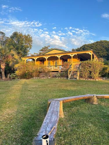 Taman di luar Noosa Hinterland Escape