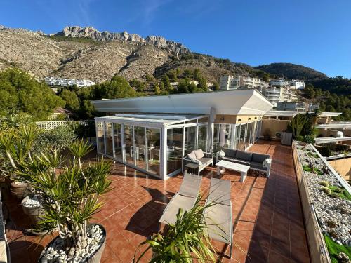MareVista Toit Terrasse 130m2 Vue Mer et Montagne Piscine 3 Chambres BY LG Home