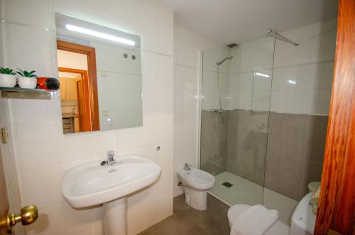 A bathroom at ARENA 8 Levante Beach