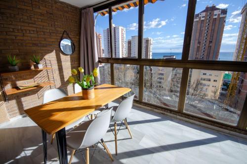 ARENA 8 Levante Beach