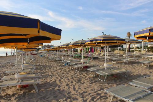 Fotografie z fotogalerie ubytování Hotel Caravel v destinaci Marotta