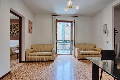 Гостиная зона в Da Bruno Homes