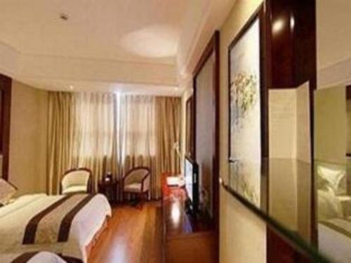 Легло или легла в стая в Huayang New Century International Hotel