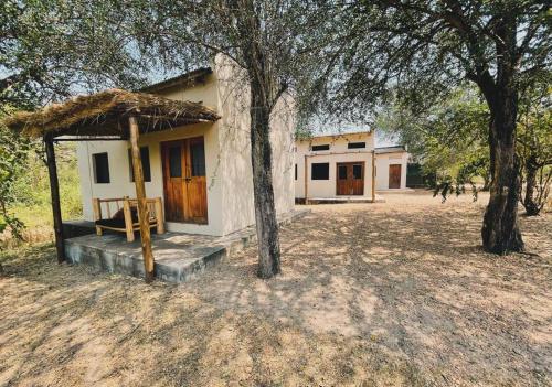 Gallery image of Murchison Giraffe Camp in Murchison Falls National Park