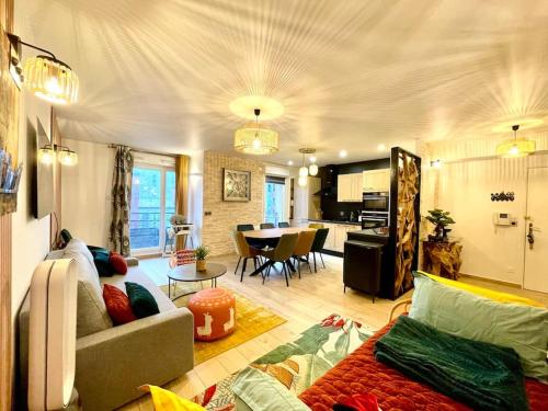 Disneyland 5 min/9 pers/Gare