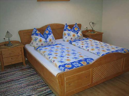 Apart Sonneck tesisinde bir odada yatak veya yataklar