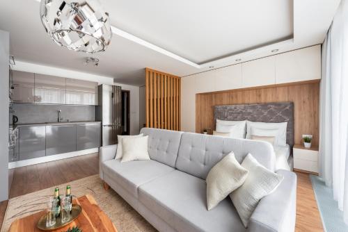 Image showcasing Luxury & air-conditioned Osko Apartment near the city center, Prague ...