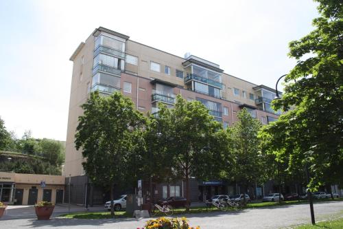 Foto Kotimaailma Apartments - Saunallinen & parvekkeellinen kaksio - Tampellan Esplanadi 6