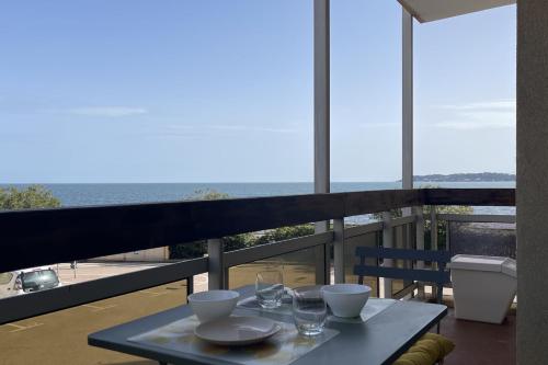 Studio avec terrasse vue mer proche centre ville