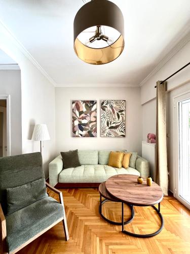 Bright 2 bdr Pagrati apartment