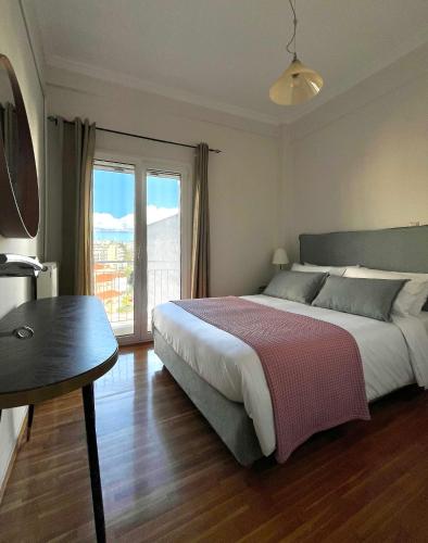 Bright 2 bdr Pagrati apartment