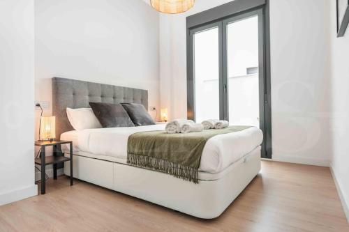 Fresh & stylish apartment with parking by REMS