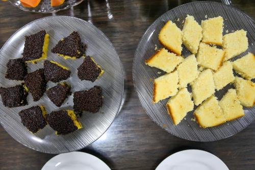 Makanan di atau berdekatan hotel