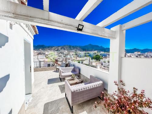 Cd-1382 Two Bedroom Apartment With Terrace