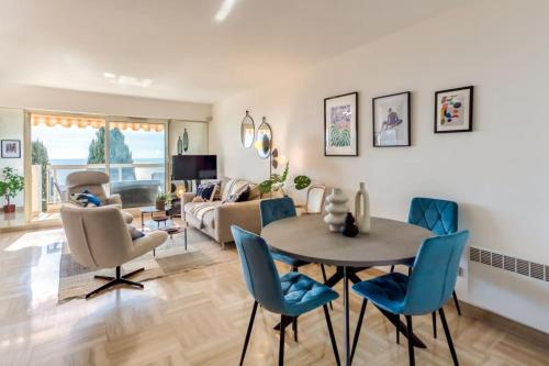 L11 Claire Fontaine Sea view 2 BDR AC Parking swiming pool