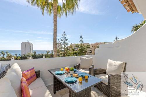 Benalgolf/Penthouse with Wonderful Sea Views