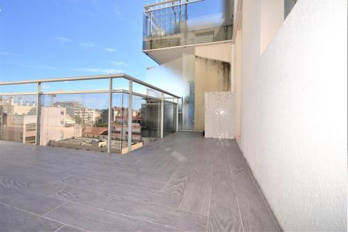 BEL APPARTEMENT CALME ET TRES LUMINEUX