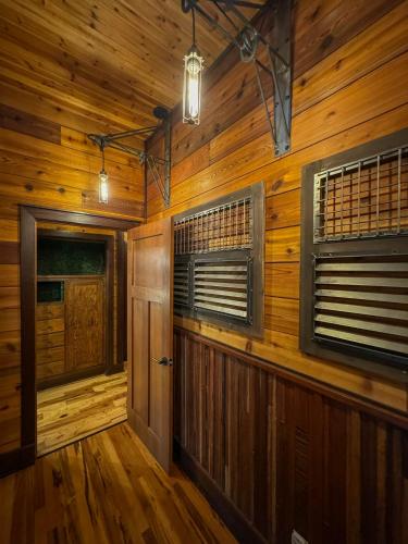 Fotografie z fotogalerie ubytování Lake Tower Lodge v destinaci New Rome
