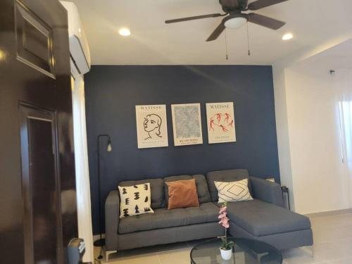 Χώρος καθιστικού στο Cómodo departamento