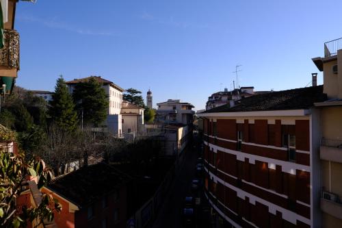 an overhead view of a city with buildings at Locazione Lilibet in Conegliano