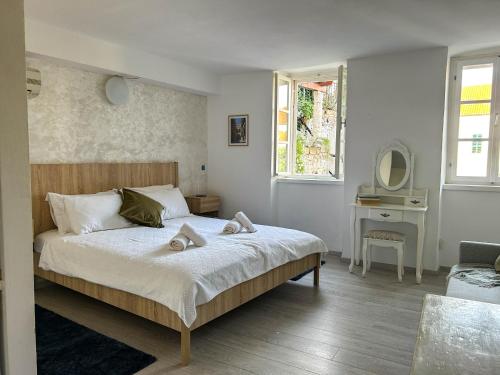 iza Roka apartments
