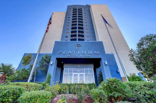 Bangunan di mana terletaknya aparthotel ini