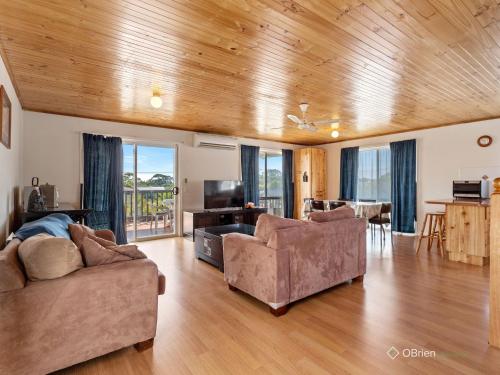 Gallery image of Boonderabbi Family and Friends Retreat in Cowes
