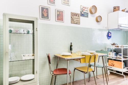 Retro design flat near Vaticano
