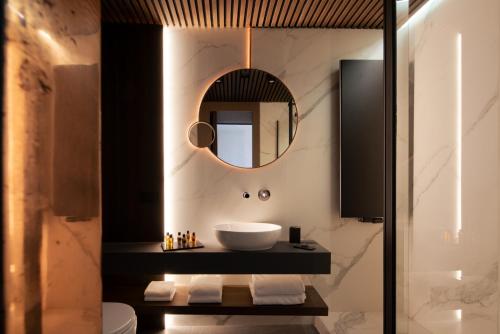 Koupelna v ubytování Agra Suites