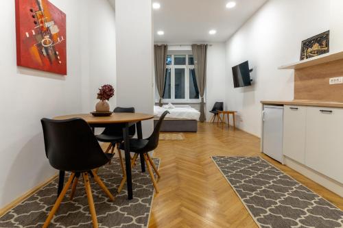 Η κουζίνα ή μικρή κουζίνα στο Villa Sofija