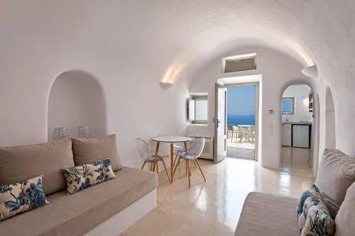 SEACREST VILLA-VOLCANO VIEW