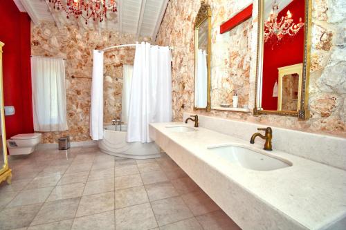 Koupelna v ubytování Villa Helios Corfu Kassiopi