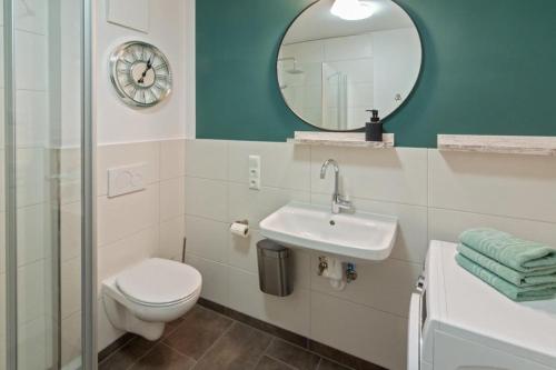 Koupelna v ubytování Traum-Wohnung-4-mit-Balkon