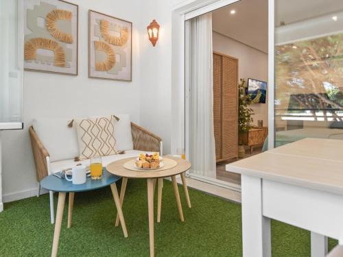 Céntrico estudio en Puerto Banús