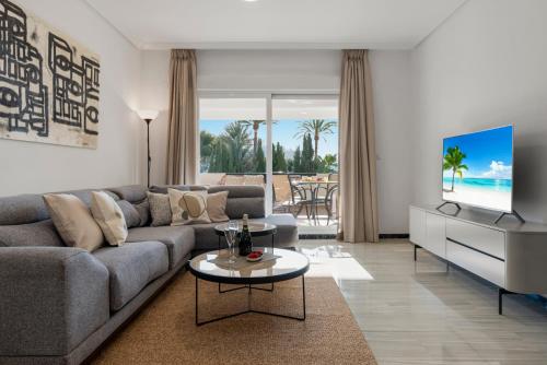 Banus Rentals Luminoso apartamento con vistas al mar