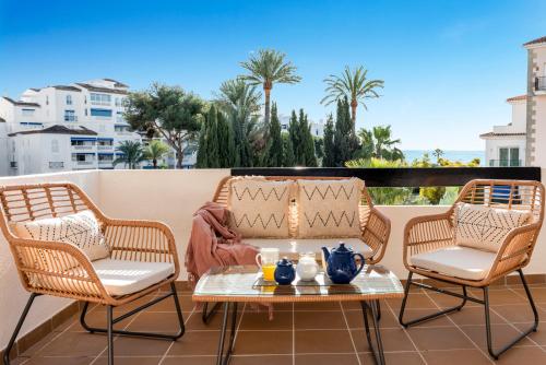 Banus Rentals Luminoso apartamento con vistas al mar