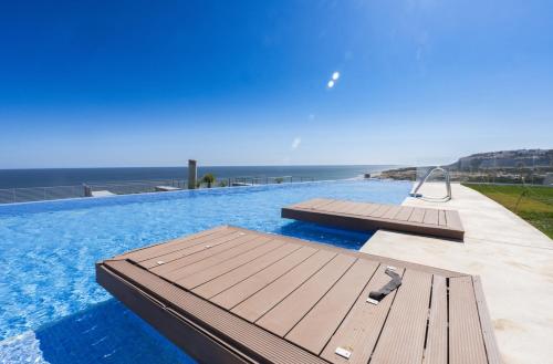 Infinity View - Access to hot tubs & pools