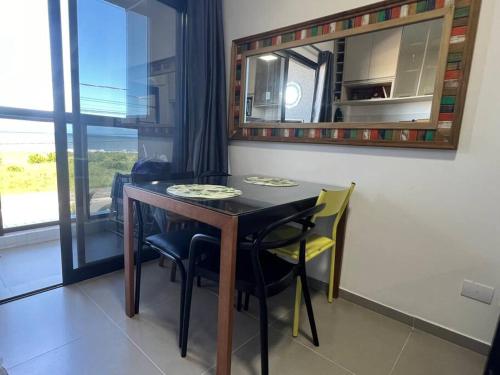 Dapur atau dapur kecil di Studio 106 Pé na Areia Smart Costa Azul! Matinhos