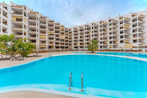 Los Cristianos San Marino Bluesky Apartment