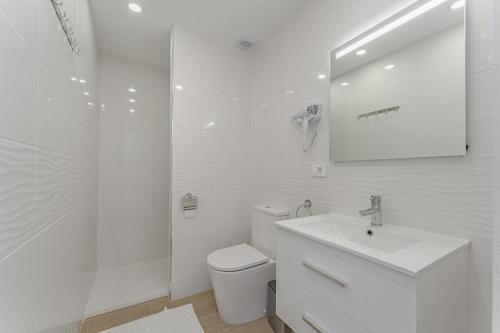 Los Cristianos San Marino Bluesky Apartment