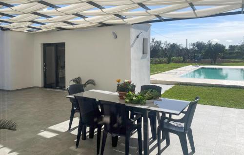 Πισίνα στο ή κοντά στο Gorgeous Home In Mesagne