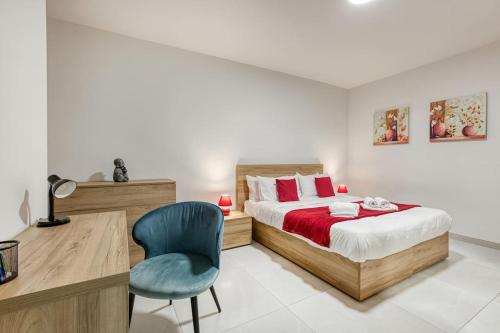 Ein Bett oder Betten in einem Zimmer der Unterkunft Luxurious, Spacious Apartment in Swieqi