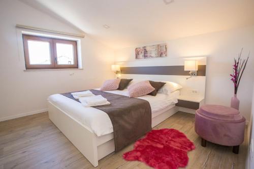 Three bedroom apartment Milohanic IV
