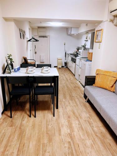 Ikebukuro 2 to 5 Guests 6 Min to Ikebukuro Station Airport Direct Elevator Free WiFi