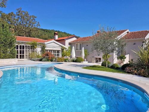 Villa Zita u Svicima for 10 people with jacuzzi & sauna in Central Istria