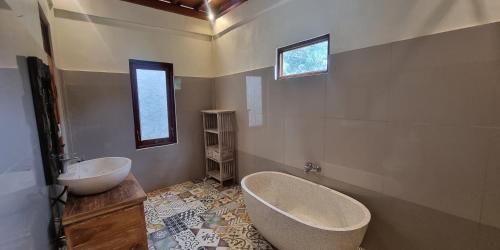Koupelna v ubytování Pandawa Villas Ubud