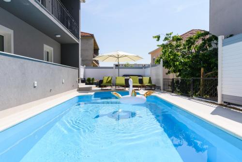 Gallery image of Villa Mihaela with private pool, jacuzzi and free secure parking in Trogir