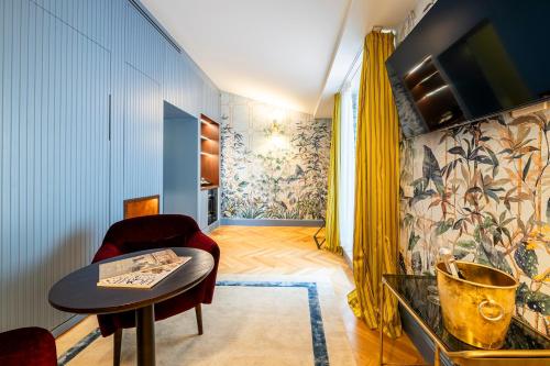 Glimpse Hotel photo 44